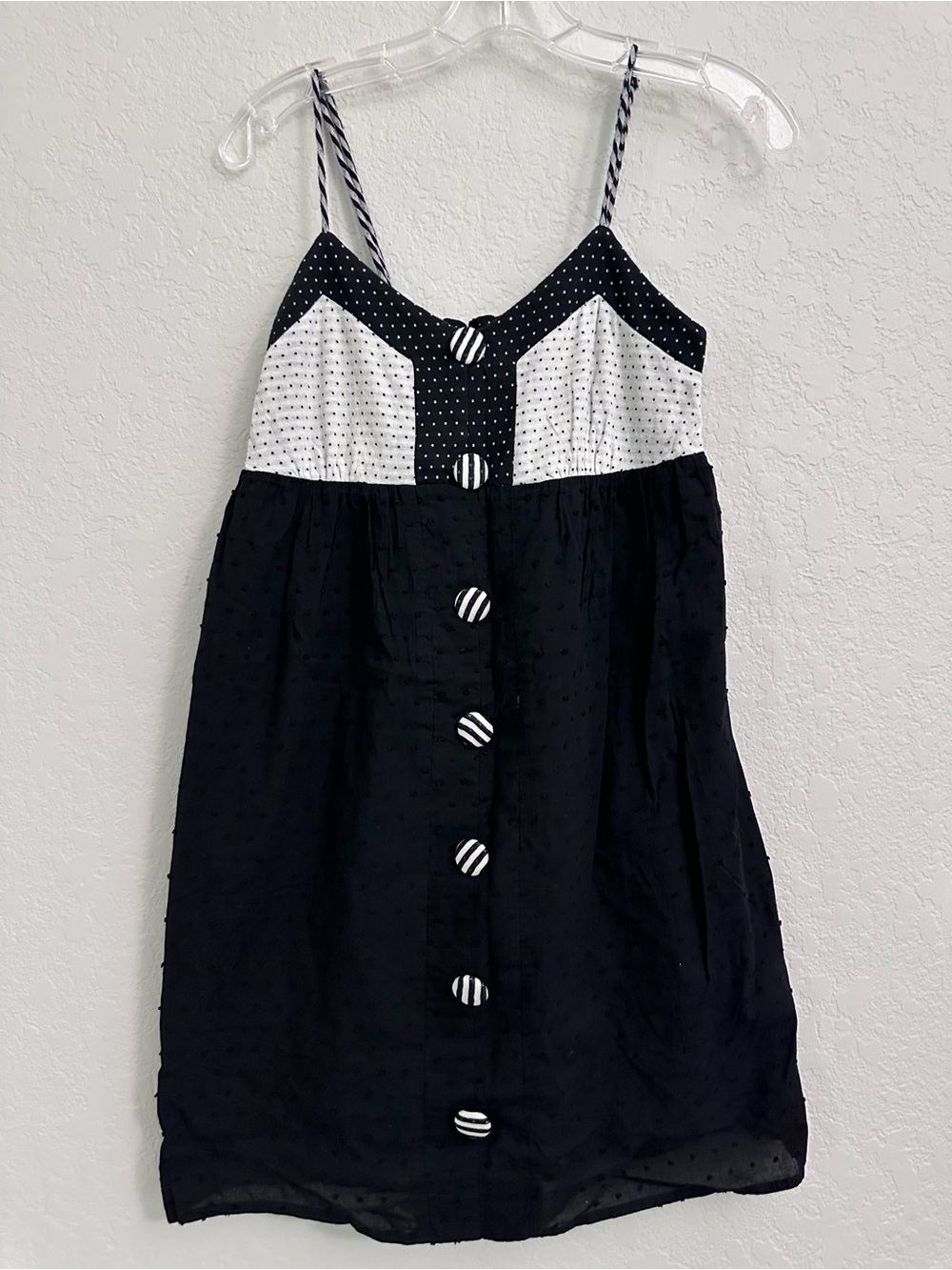 Lucca Women’s B&W Summer Sleeveless Button Design Dress Size Small